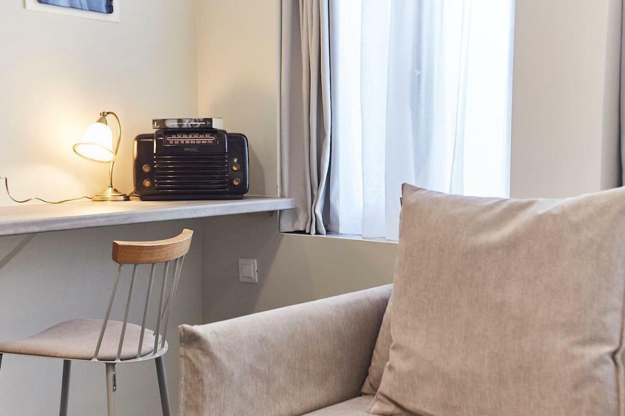 Stay In A Hip Decorated Studio Near Acropolis! アテネ エクステリア 写真