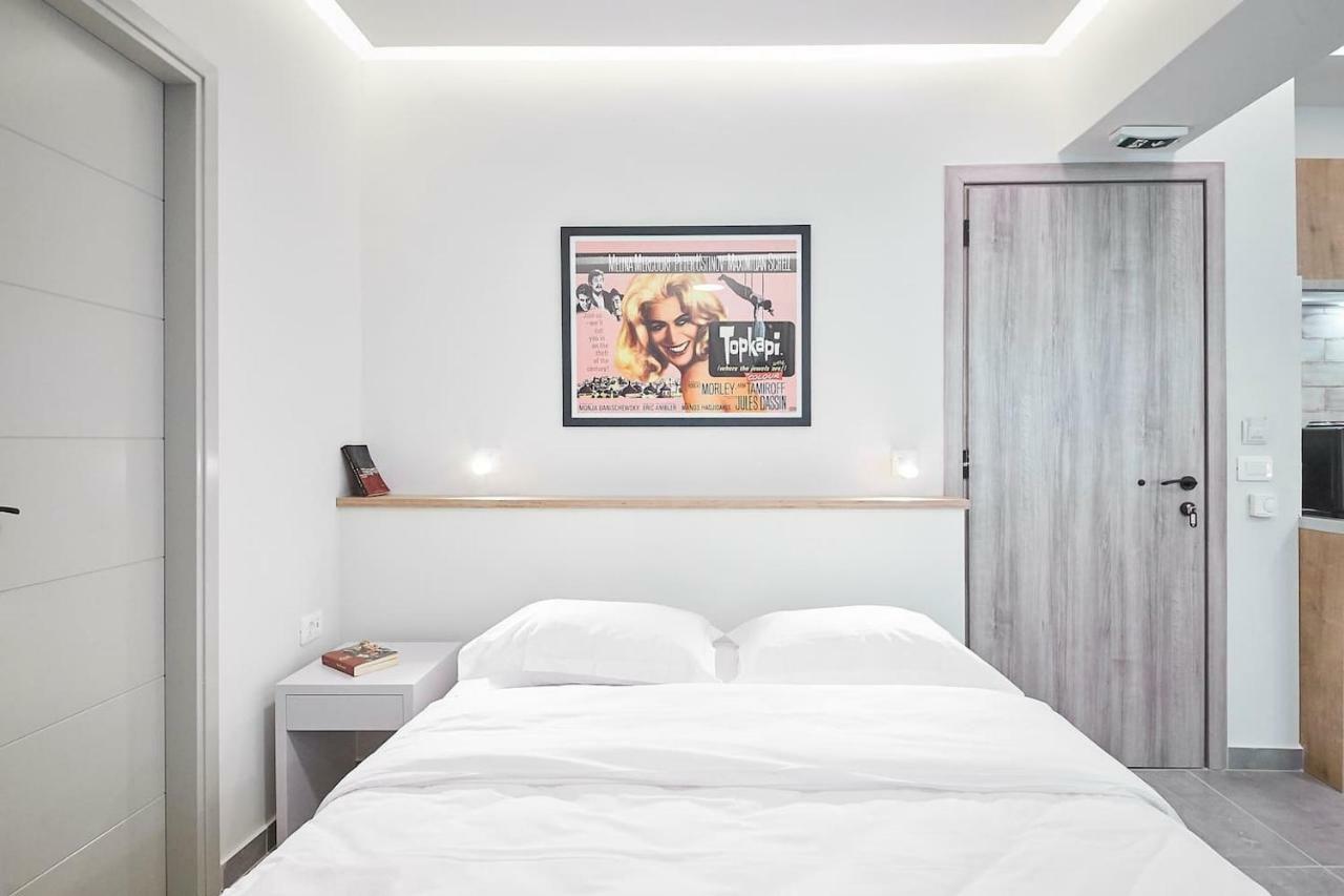 Stay In A Hip Decorated Studio Near Acropolis! アテネ エクステリア 写真